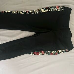 Torrid active Leggings size 3
